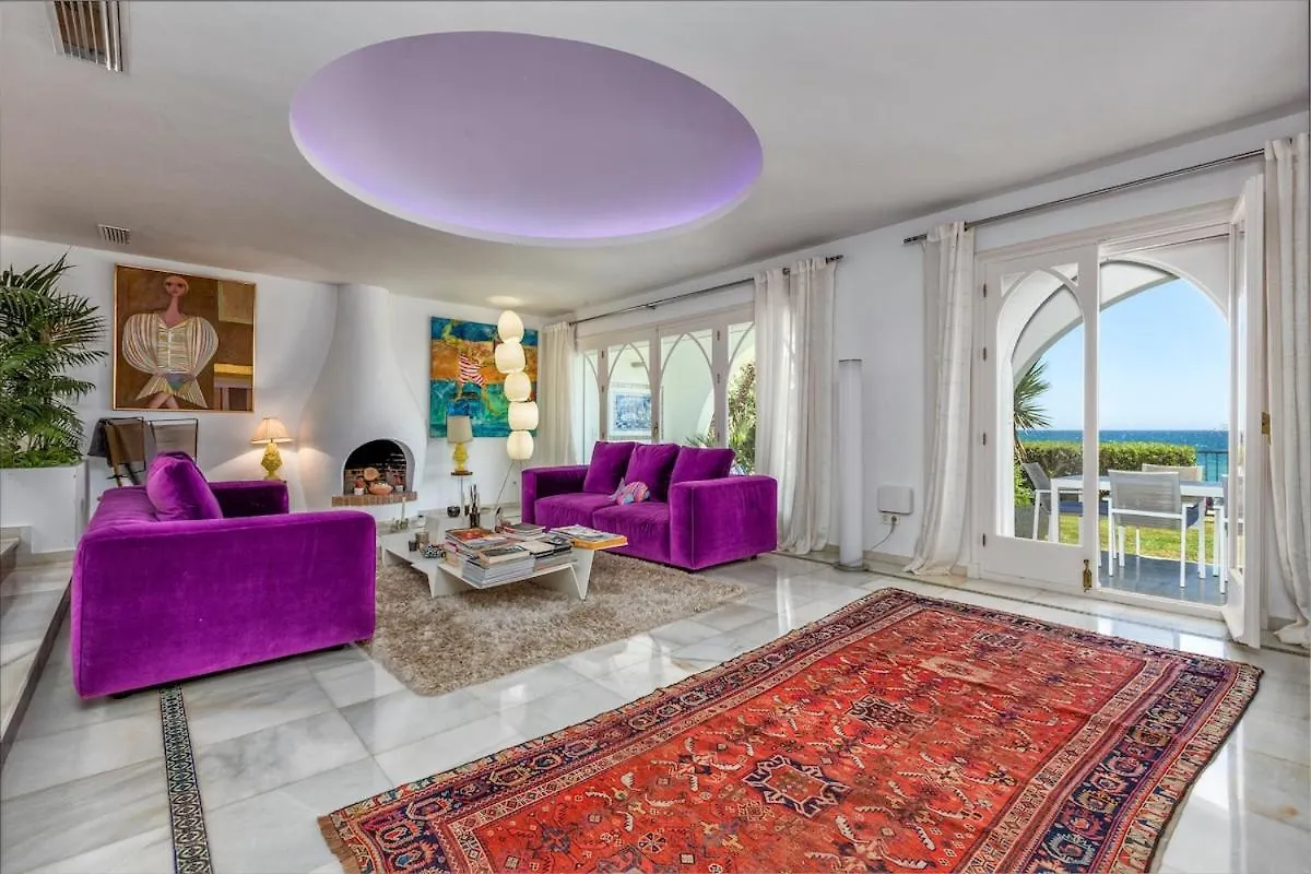 Beachfront Marbella Golden Mile Holiday Rental Holiday home